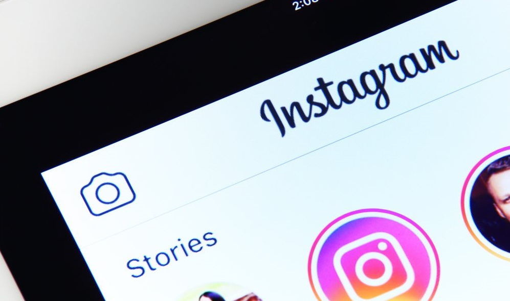 how to screenshot instagram story